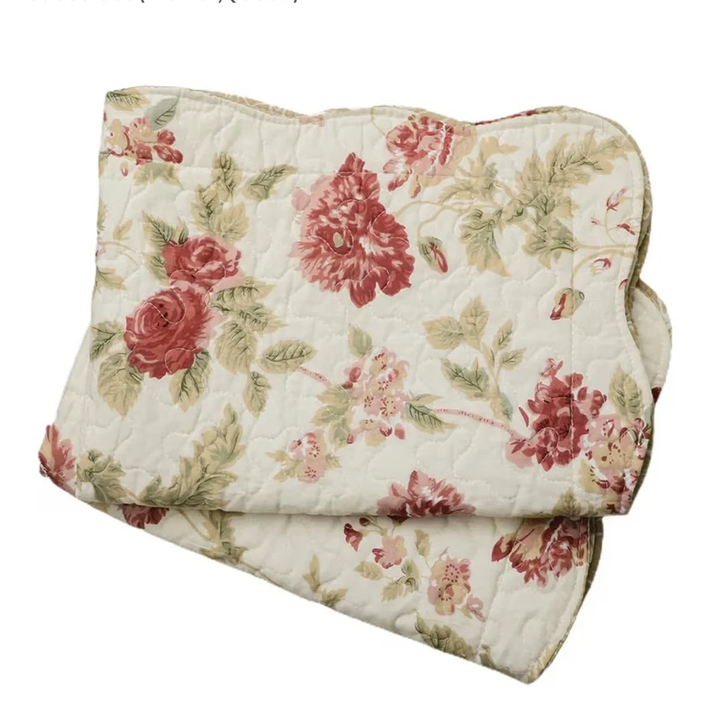Boho Farmhouse Floral Patchwork 100% Cotton Quilted Decorative Shams (2-pack)